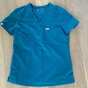 FIGS Catrina Scrub Top